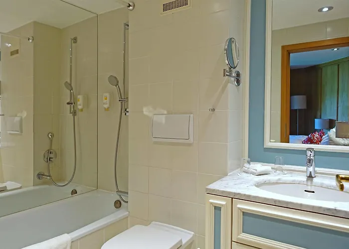 Seehotel Waltershof 4* Rotta